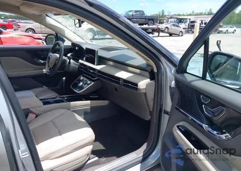 2021 Lincoln Corsair Standard z USA, uszkodzony, nr VIN 5LMCJ1C96MUL22899